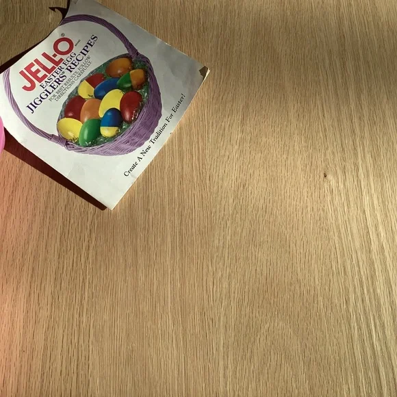 Set of 2 Jell-O Egg Jigglers Shooters Plastic Mold Smooth Eggs Excellent New - Picture 3 of 3